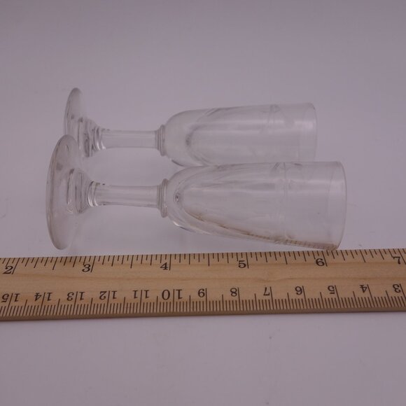 Set of Four(4) Very Small Glasses - Picture 10 of 11